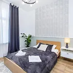 Nowoczesny W Scislym Centrum Krakowa - By Upstairs Lägenhet