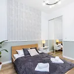 Nowoczesny W Scislym Centrum Krakowa - By Upstairs