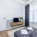 Apartment Nowoczesny W Scislym Centrum Krakowa - By Upstairs