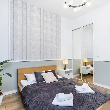 Nowoczesny W Scislym Centrum Krakowa - By Upstairs Apartamento
