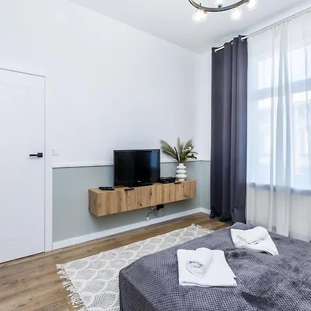 Apartment Nowoczesny W Scislym Centrum Krakowa - By Upstairs